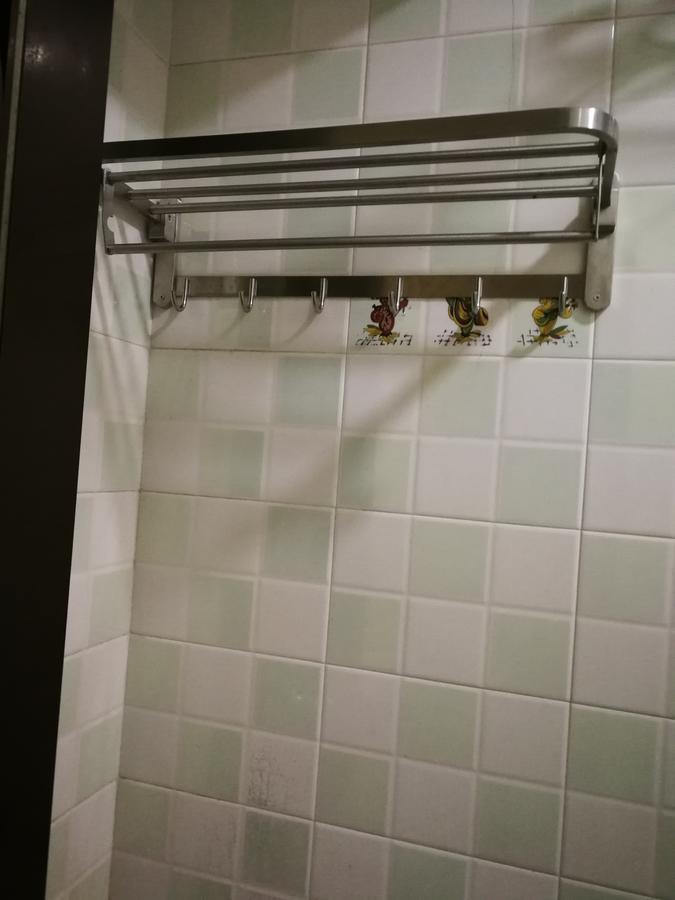 Lucky Comfort Inn Kaulung Kültér fotó