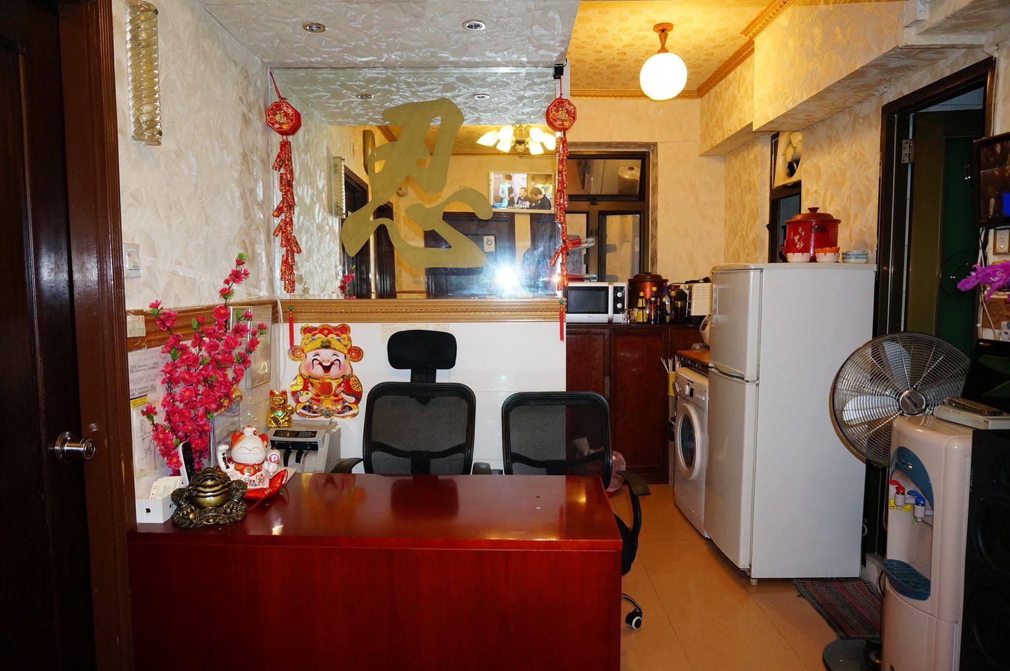 Lucky Comfort Inn Kaulung Kültér fotó